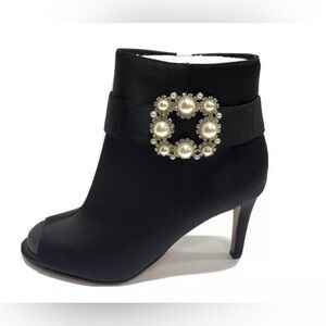 J Renee Women’s Pranati Bootie Black Size 6.5 M
